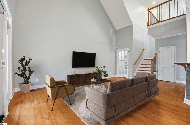 1 Edge Court Unit B, Greenville, SC 29609