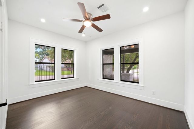 2602 Atlantic Street, Houston, TX 77009