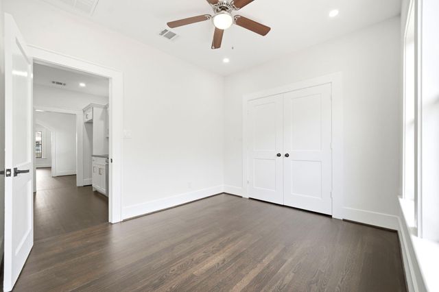 2602 Atlantic Street, Houston, TX 77009