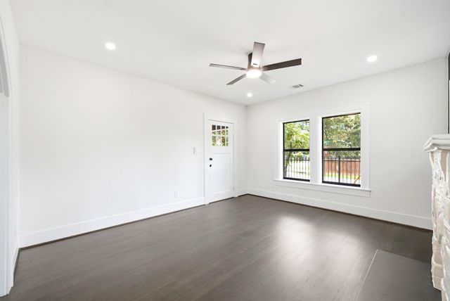 2602 Atlantic Street, Houston, TX 77009