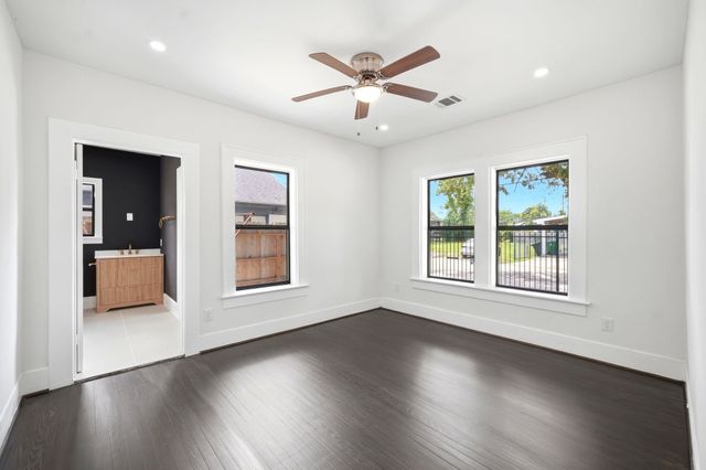2602 Atlantic Street, Houston, TX 77009