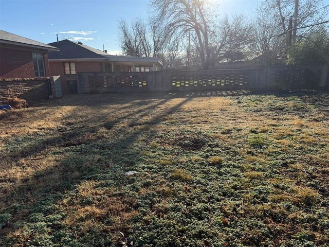 1716 Oxford Way, Oklahoma City, OK 73120