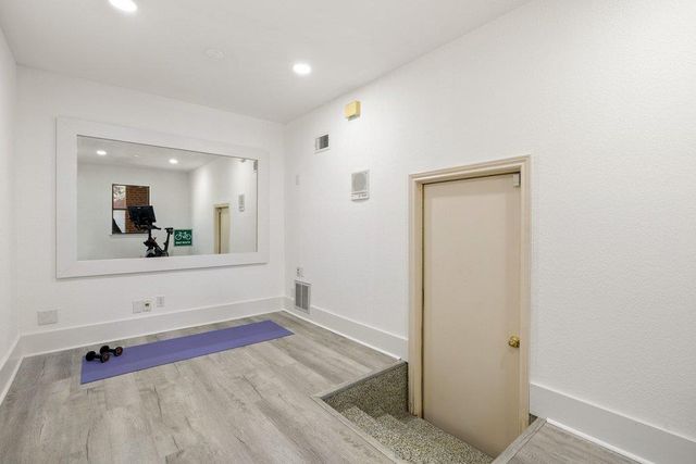 6005 Bon Terra DR, Austin, TX 78731