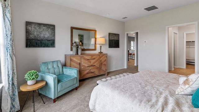 520 RED ADMIRAL Lane, Denton, TX 76259