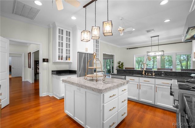 9093 E Pinehurst Court, Inverness, FL 34450