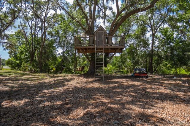 9093 E Pinehurst Court, Inverness, FL 34450