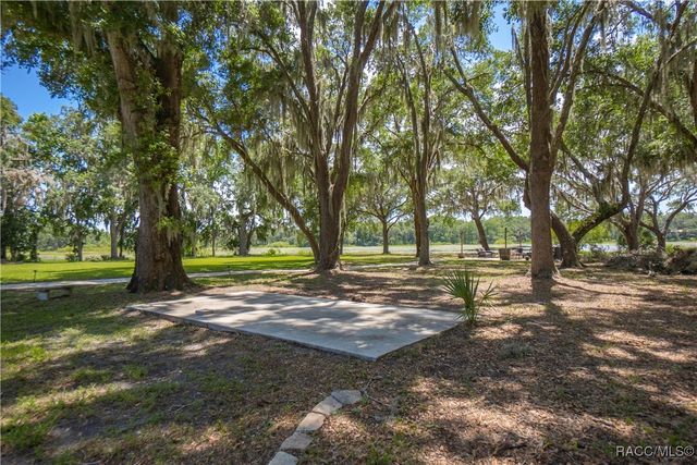 9093 E Pinehurst Court, Inverness, FL 34450