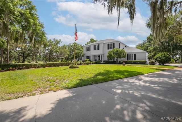 9093 E Pinehurst Court, Inverness, FL 34450