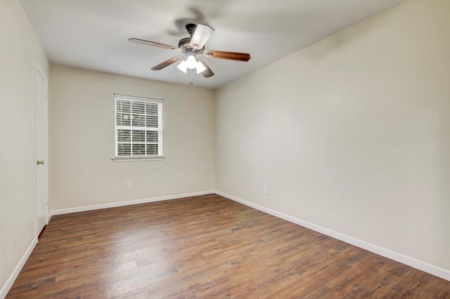 6902 Rifle BND, Austin, TX 78736
