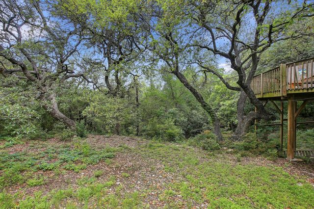 6902 Rifle BND, Austin, TX 78736