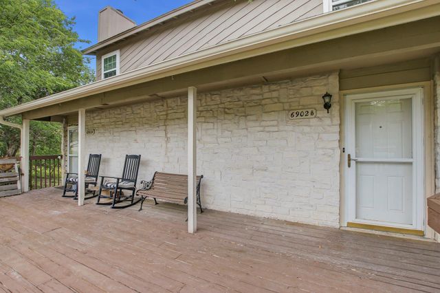 6902 Rifle BND, Austin, TX 78736