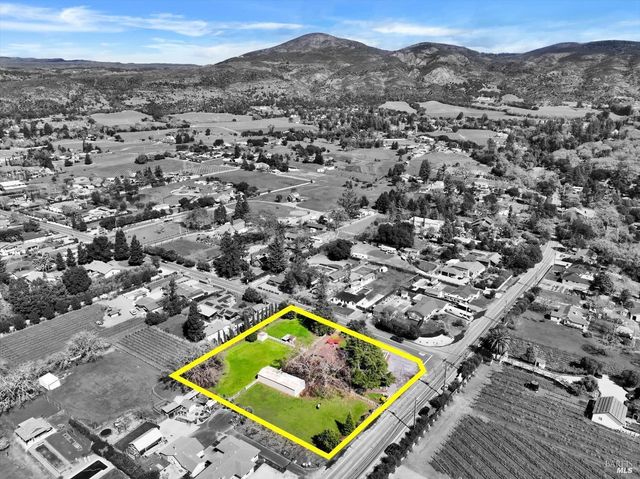 2060 Hagen Rd, Napa, CA 94558