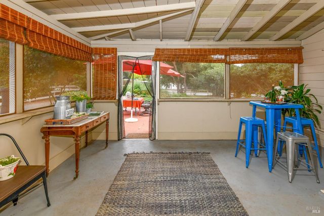 2060 Hagen Rd, Napa, CA 94558