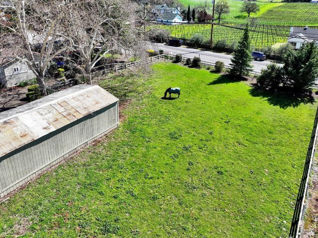 2060 Hagen Rd, Napa, CA 94558