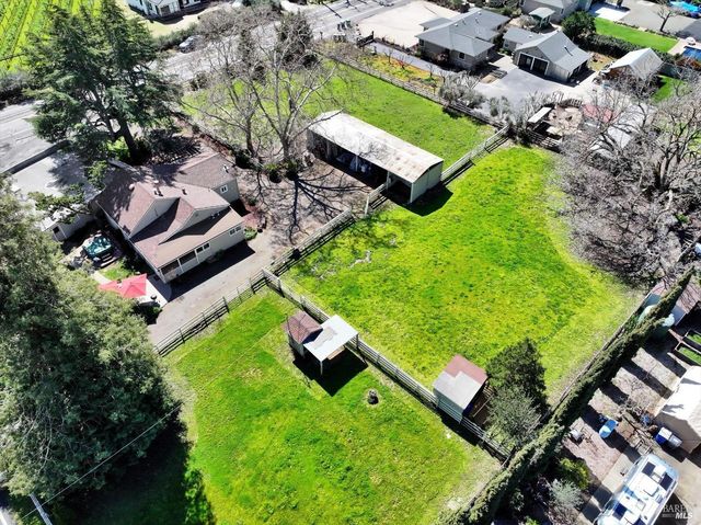 2060 Hagen Rd, Napa, CA 94558