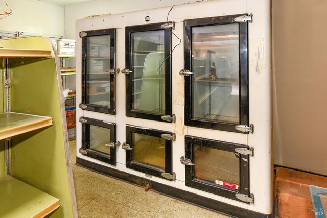 2060 Hagen Rd, Napa, CA 94558