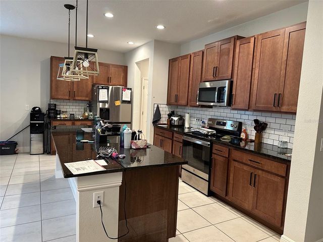 7835 SYRACUSE DRIVE, Clermont, FL 34714