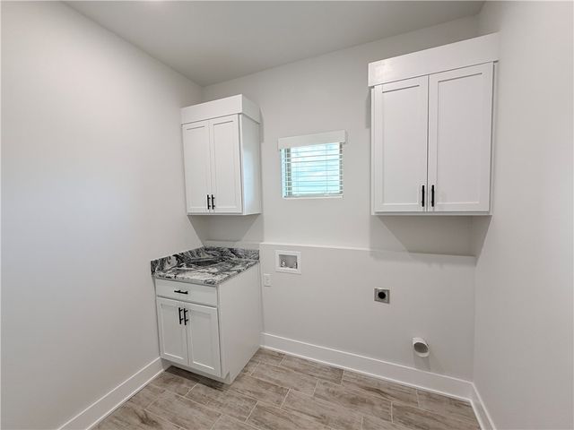 159 N Banner Avenue, Farmington, AR 72730