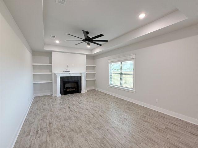 159 N Banner Avenue, Farmington, AR 72730