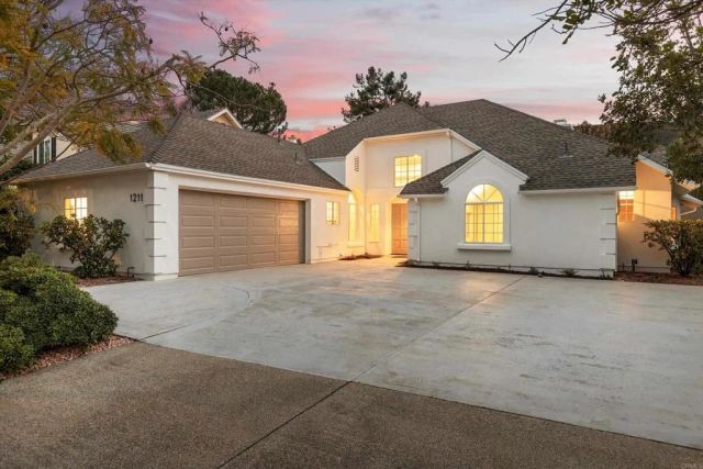 1211 La Granada Dr, San Marcos, CA 92078