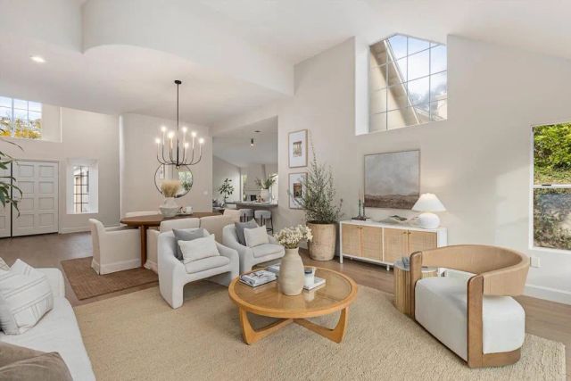 1211 La Granada Dr, San Marcos, CA 92078