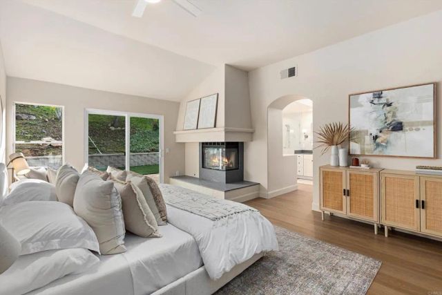 1211 La Granada Dr, San Marcos, CA 92078