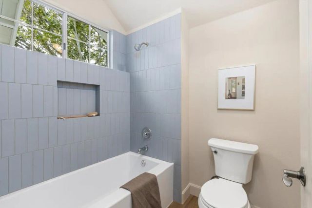 1211 La Granada Dr, San Marcos, CA 92078