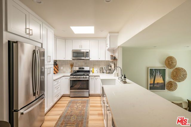 1144 17th Street 6, Santa Monica, CA 90403