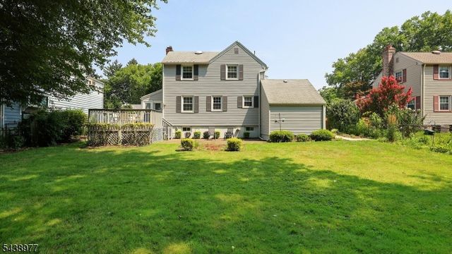11 Munsee Dr, Cranford Twp., NJ 07016