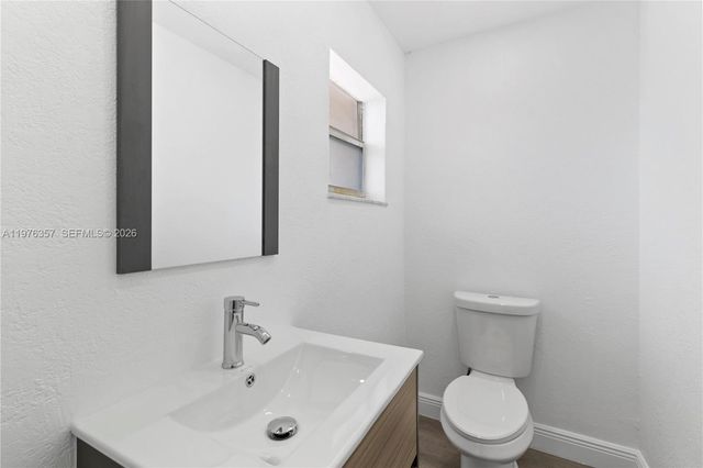 840 SW 105th Ave 310, Miami, FL 33174