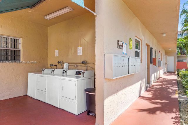 840 SW 105th Ave 310, Miami, FL 33174