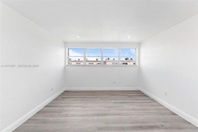 840 SW 105th Ave 310, Miami, FL 33174