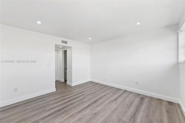 840 SW 105th Ave 310, Miami, FL 33174