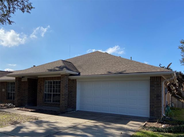 1404 Helmsley Drive, Rosenberg, TX 77471