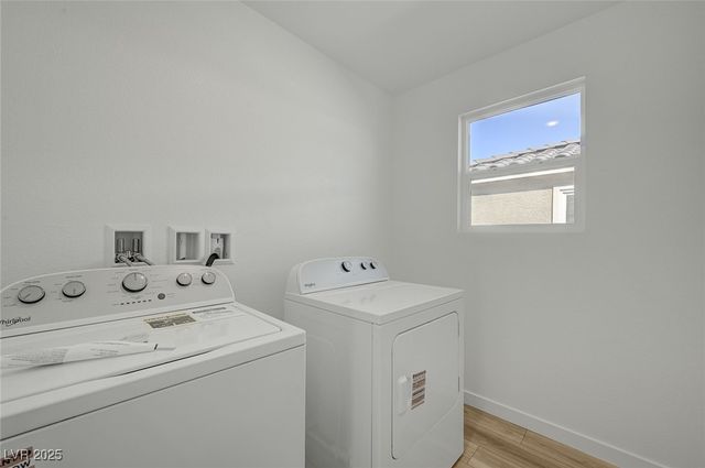 8484 West Agate Avenue, Las Vegas, NV 89113