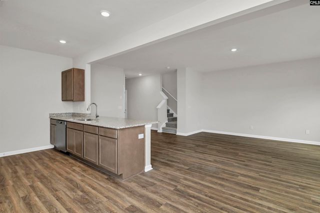221 Raglins Way, Lugoff, SC 29078