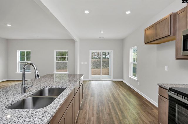 221 Raglins Way, Lugoff, SC 29078