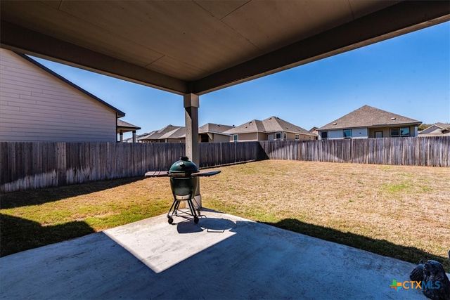 185 Six Shooter Drive, Kyle, TX 78640