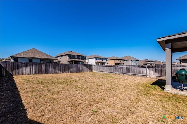 185 Six Shooter Drive, Kyle, TX 78640