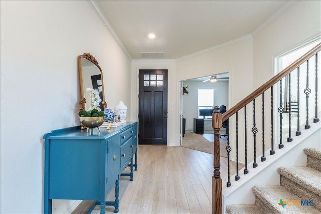 185 Six Shooter Drive, Kyle, TX 78640