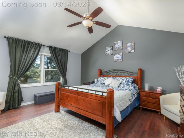 10183 Silver Lake Road, Green Oak Township, MI 48116