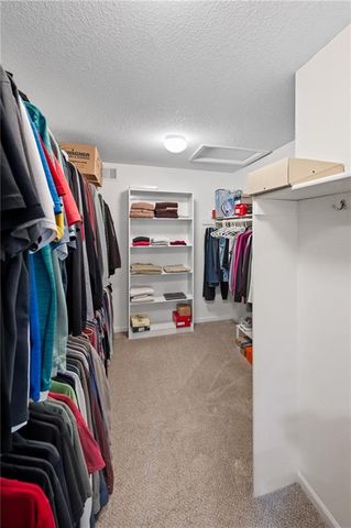 15212 S Greenwood Street 2001, Olathe, KS 66062