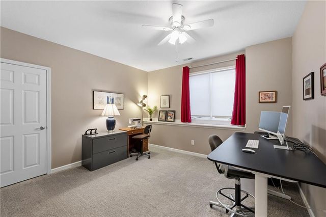 15212 S Greenwood Street 2001, Olathe, KS 66062