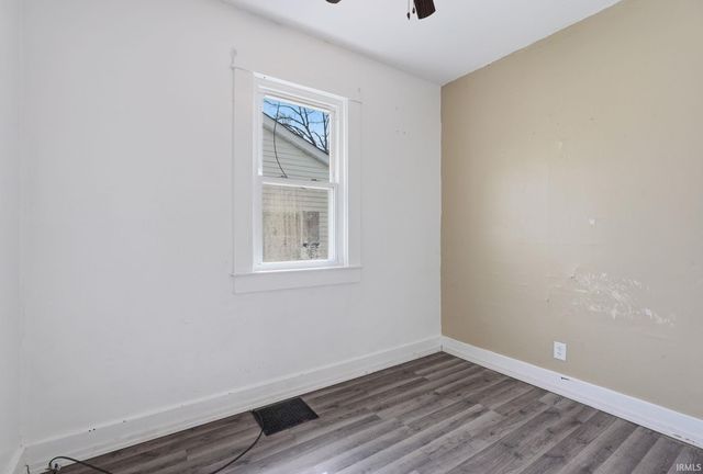 609 H Street, Bedford, IN 47421