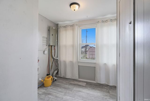 609 H Street, Bedford, IN 47421