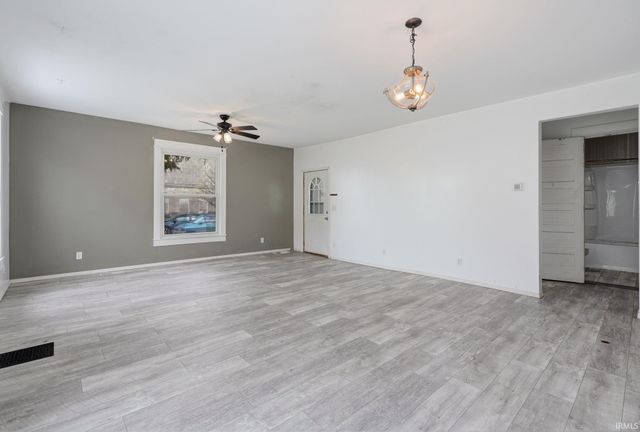 609 H Street, Bedford, IN 47421