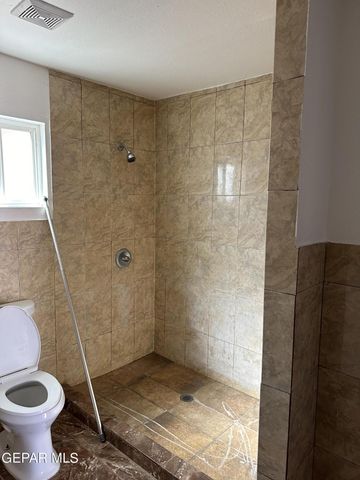 15000 ARKMONK Avenue, El Paso, TX 79928