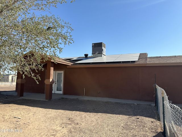 15000 ARKMONK Avenue, El Paso, TX 79928