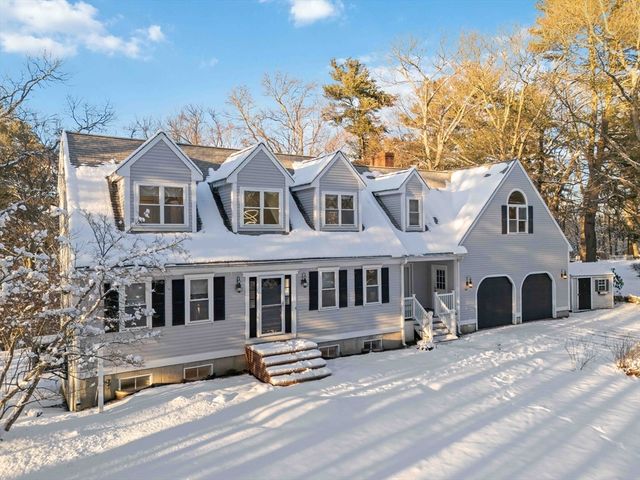 183 Gardner St, Hingham, MA 02043