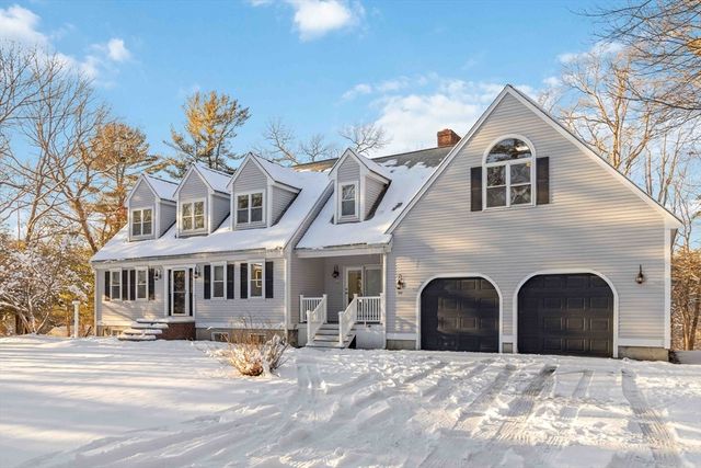 183 Gardner St, Hingham, MA 02043